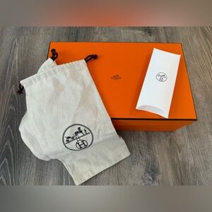 EMPTY Hermes Shoe Box 14 x 8.5 inch w/2dust bags & shoe lace